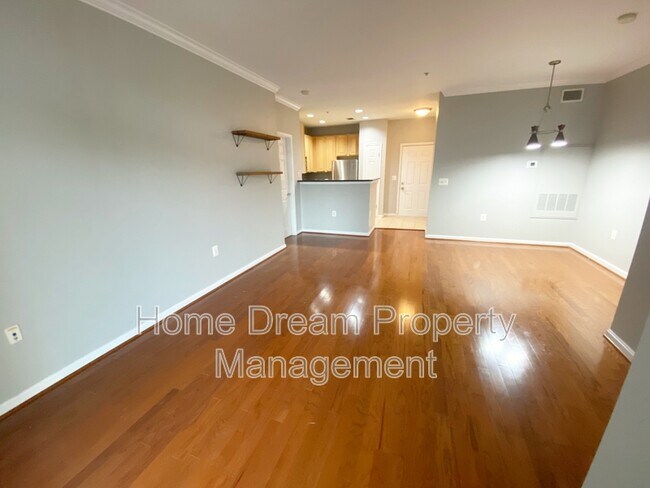 Foto del edificio - 2465 Army Navy Dr