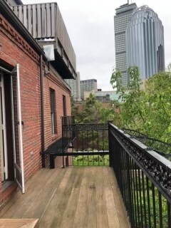 Building Photo - 32 Braddock Park