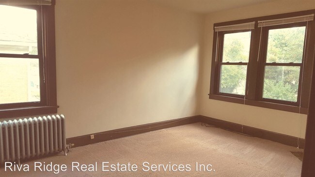Building Photo - 1517 Brownsville Rd