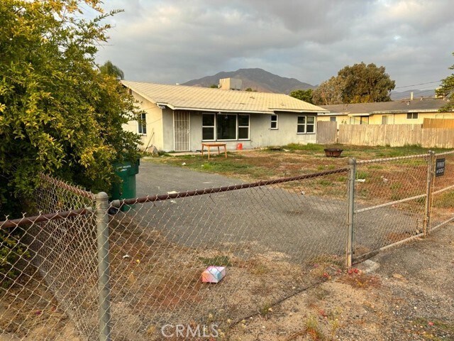 Foto del edificio - 27362 Harlan Ln