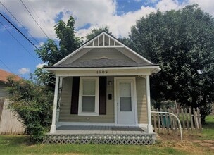 Building Photo - 1908 N Billen Ave