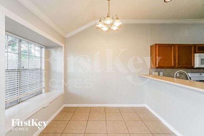 Building Photo - 8518 Pearl Lake Dr