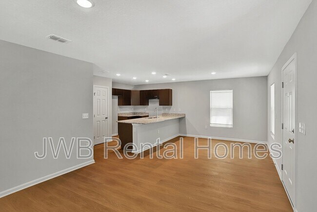 Foto del edificio - 1731 W 9th St