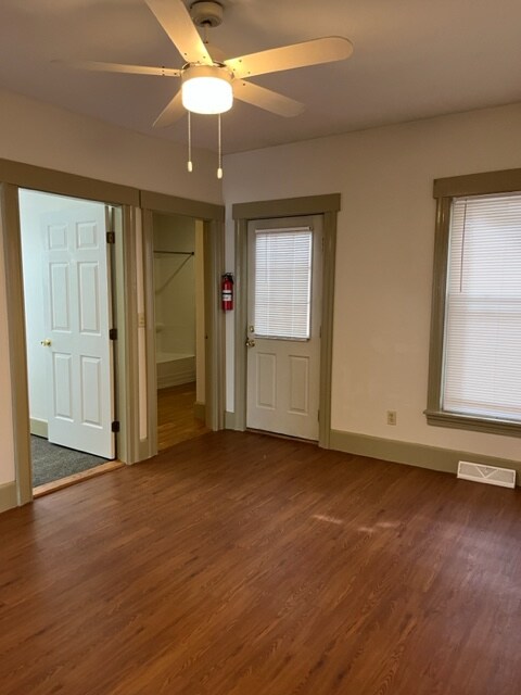 Building Photo - 369 Dubuque St