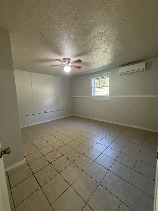 Foto del edificio - 20756 Old Hwy 59