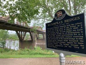 Primary Photo - 101 Bridge St
