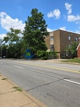 Building Photo - 5425 Fifth Ave