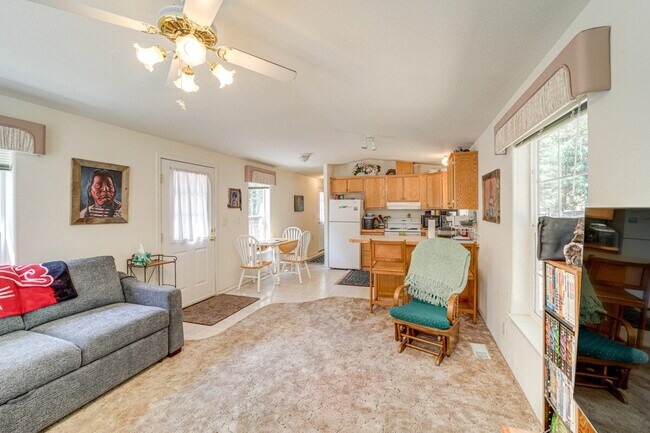 Building Photo - 16934 Tyee Dr