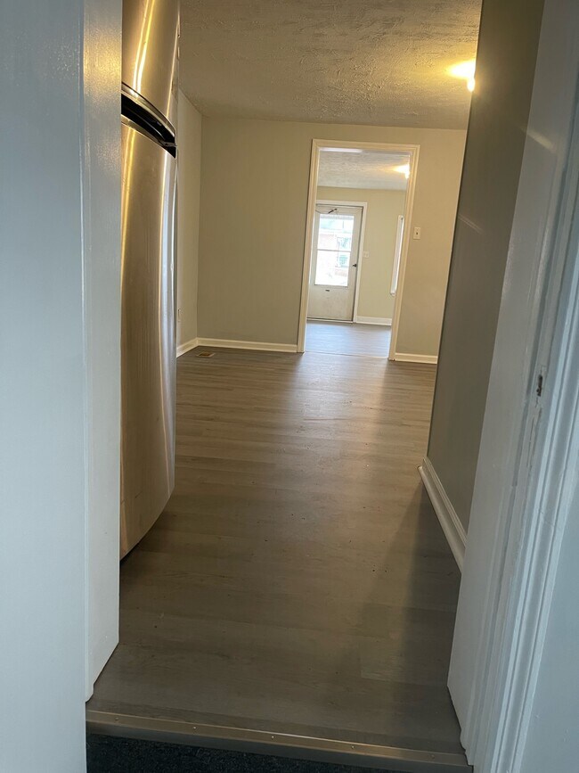 Foto del edificio - 423 E Castle St