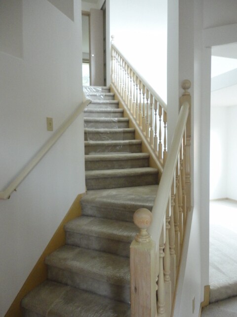 Building Photo - House For lease - Maple Valley -- Charming...