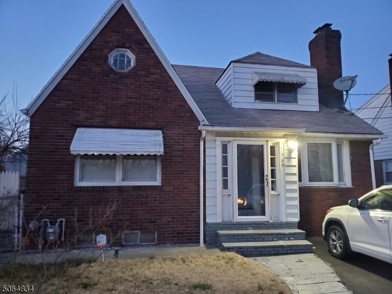 Primary Photo - 169 23rd Ave