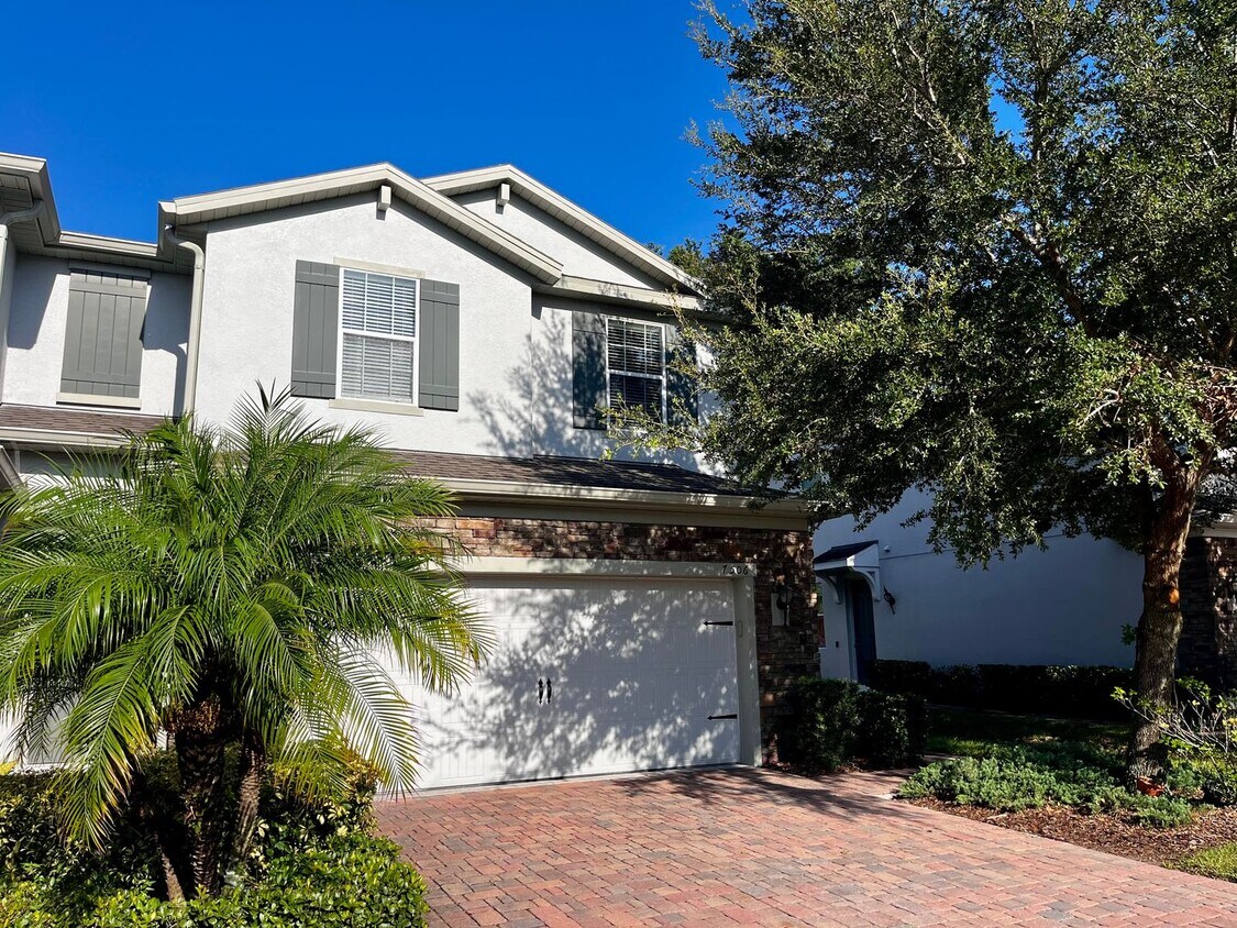Photo - Large 3BR End Unit Townhome in Aloma Trails gated community - 7506 Aloma Pines Ct - FOR RENT
