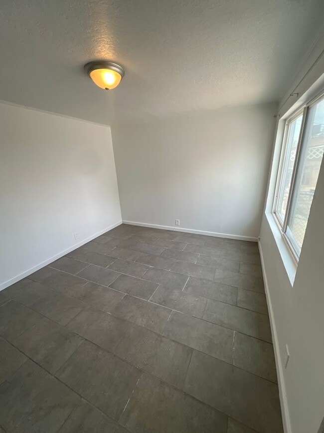 Foto del edificio - Cute Casita Style Living in historic Albuquerque 1 Bedroom 1 Bath.
