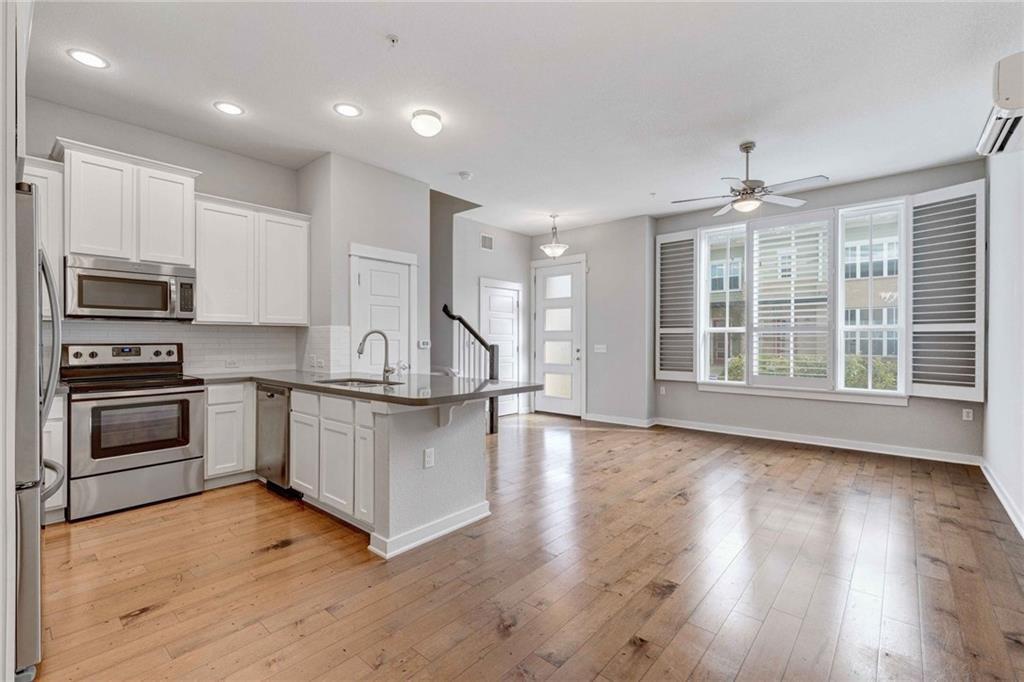 Foto principal - 2909 Zach Scott St