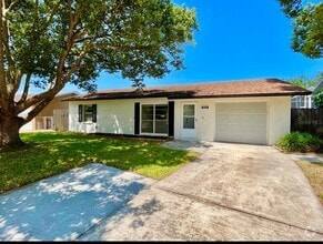 Building Photo - 5123 Brookside Ln