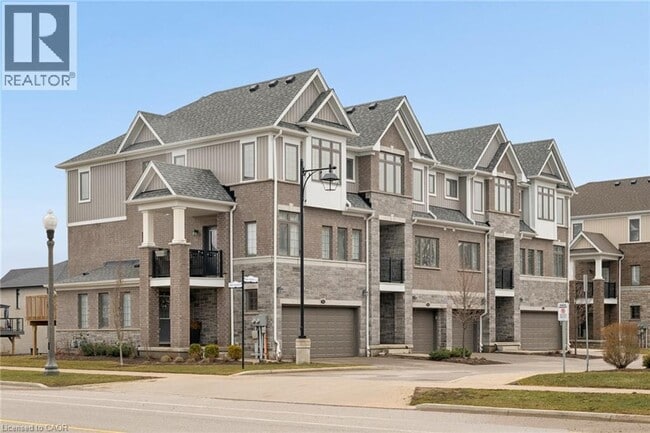 Building Photo - 54 Bank Swallow Cres