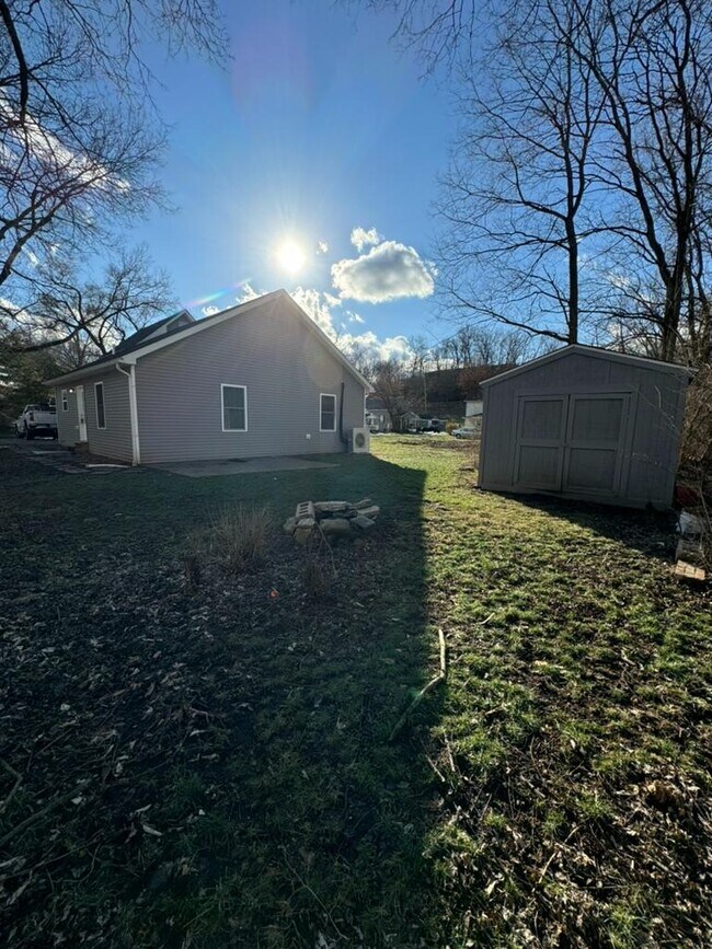 Foto del edificio - 618 Center St