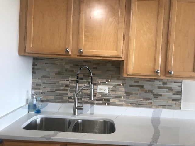 Foto del edificio - 6030 N Sheridan Rd