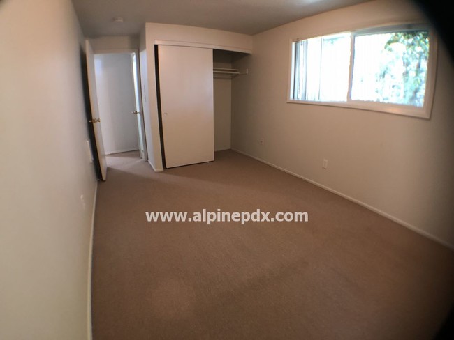 Building Photo - Duplex in Beaverton