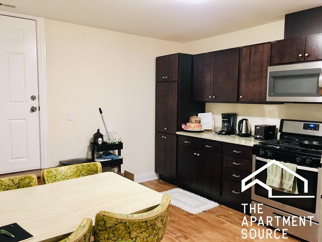 Photo - 3804 W Diversey Ave Apartment