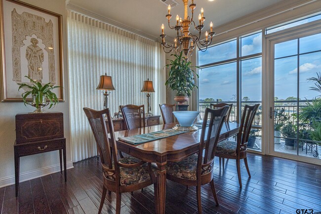 Foto del edificio - 2801 Wexford Dr