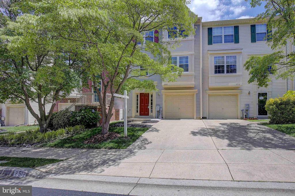 Primary Photo - 2512 Stow Ct