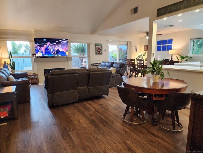 Foto del edificio - 10241 Easthaven Dr
