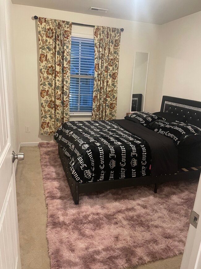 Building Photo - 748 Maypearl Ln