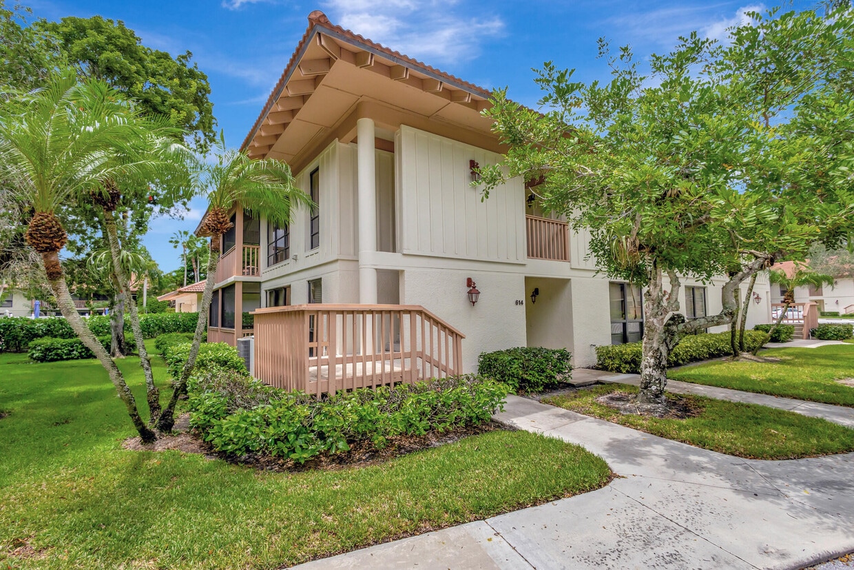 Foto principal - 618 Brackenwood Cove
