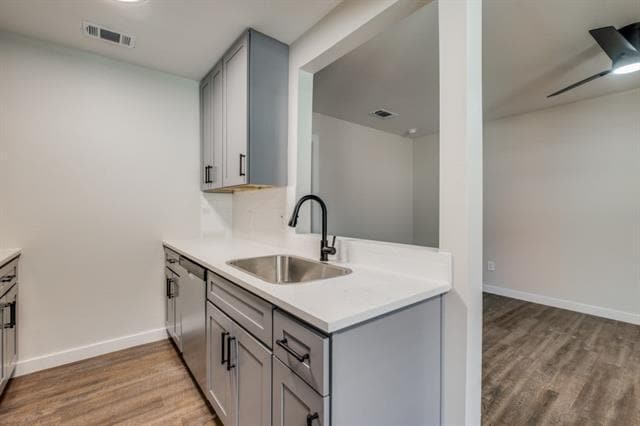 Foto del edificio - 5909 Gaston Ave