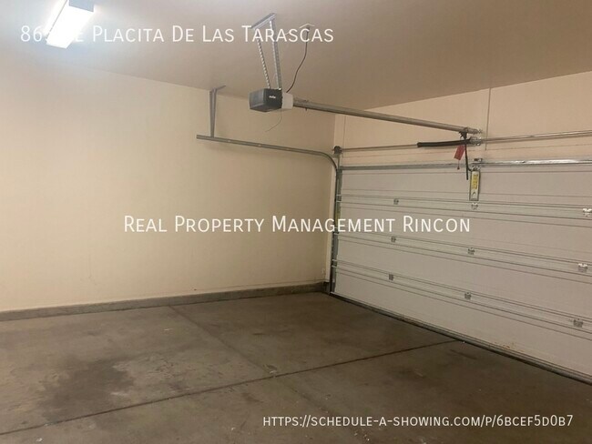 Building Photo - 8653 E Placita De Las Tarascas