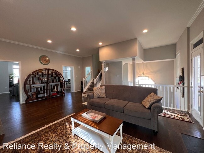 Building Photo - 3 br, 3.5 bath House - 20709 Riptide Square