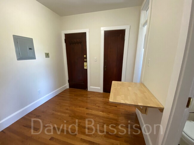 Building Photo - 1191 Boylston St