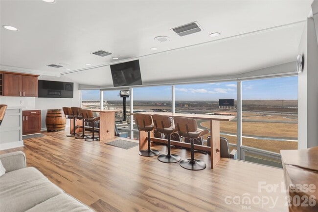 Building Photo - 4721 Morehead Rd