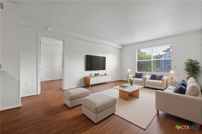 Foto del edificio - 205 Craddock Ave