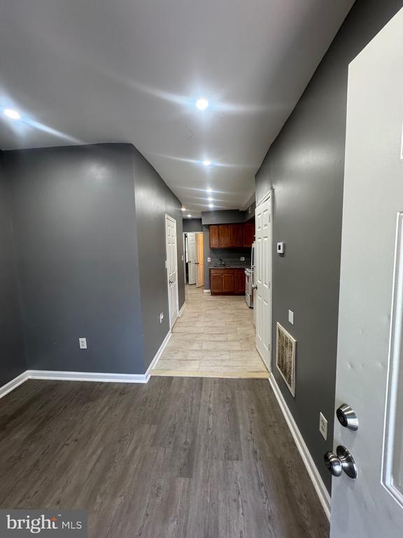 Foto del edificio - 1108 N Bond St