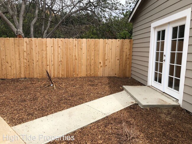 Building Photo - 1 br, 1 bath House - 4792 Mount Cresti Dr, #B