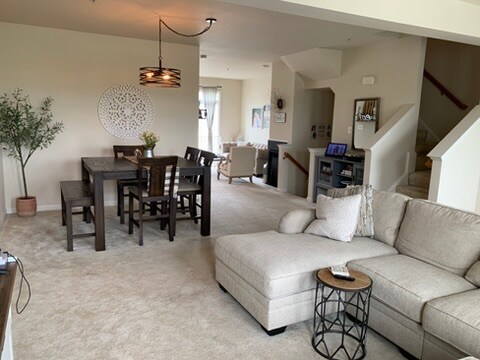 Foto del edificio - 314 E Wainscot Dr