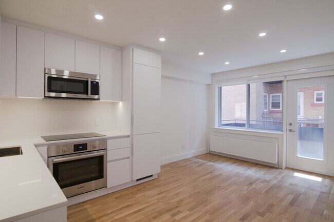 Photo du bâtiment - 4390 Blvd Grand