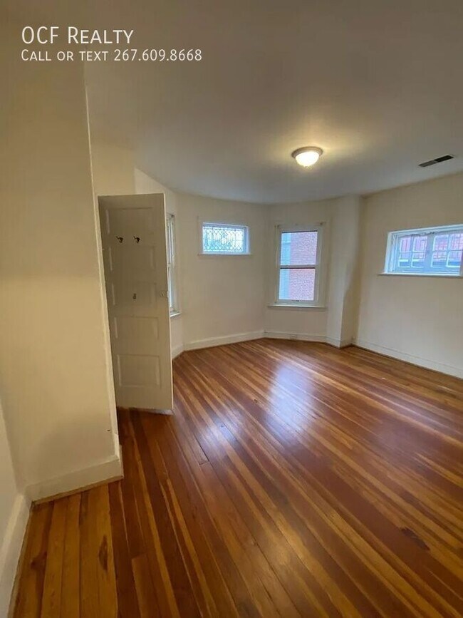 Foto del edificio - 316 S 43rd St