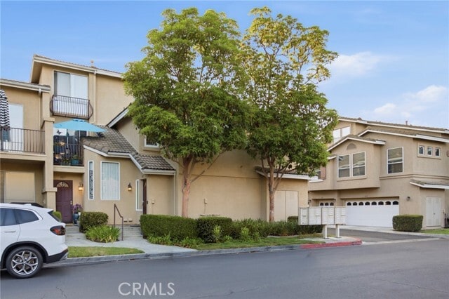 Building Photo - 1059 S Positano Ave