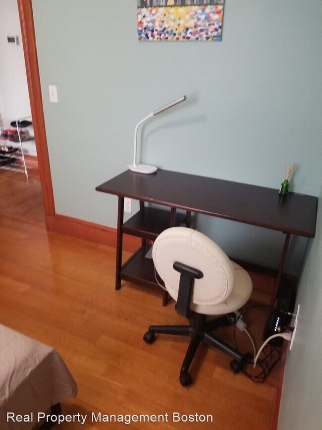 Foto del edificio - 2 br, 2 bath House - 12 Saint Paul St. #3