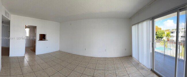 Foto del edificio - 7713 SW 88th St