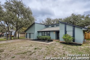 Building Photo - 8418 Kingsway St