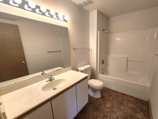 Foto del edificio - 923 Boston Way