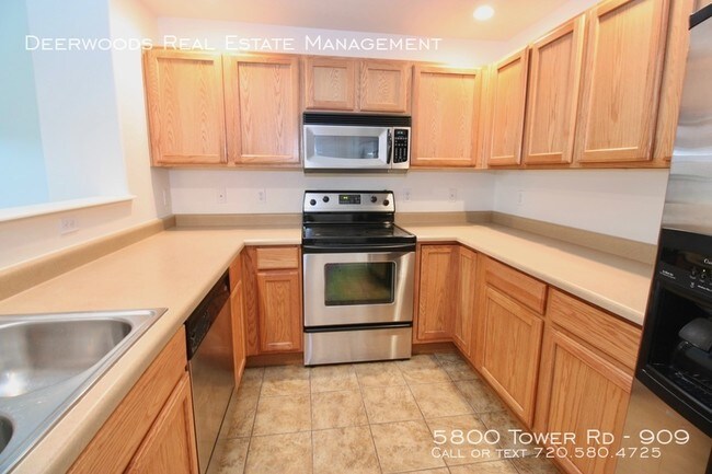 Foto del edificio - 5800 Tower Rd