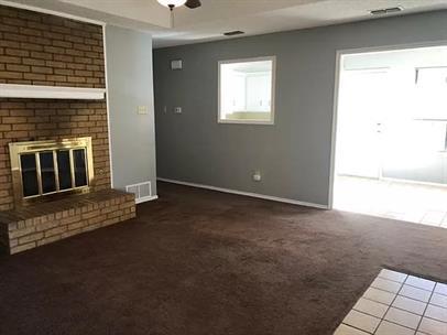 Foto del edificio - 7407 Akron Ave