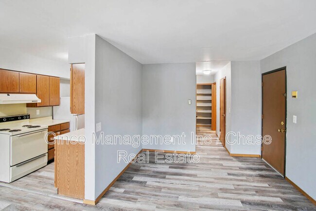 Foto del edificio - 405 E Reed St