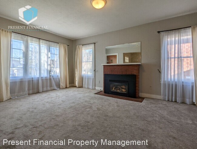 Building Photo - 3 br, 2 bath House - 3046 Sylvan Avenue