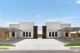 Building Photo - 2013 Stardust Ln